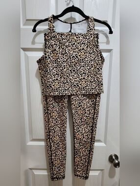 Hurley Leopard Print 3-piece set w/Leggings, Sports Bra, Windbreaker